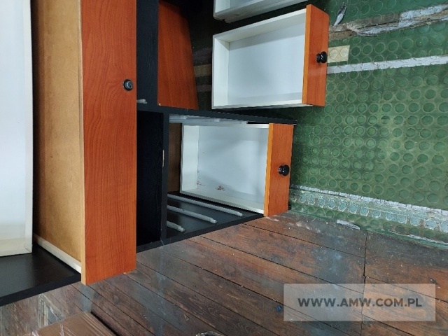 Meble biurowe - pakiet zawierający 30 szt. (wg oddzielnego wykazu) 